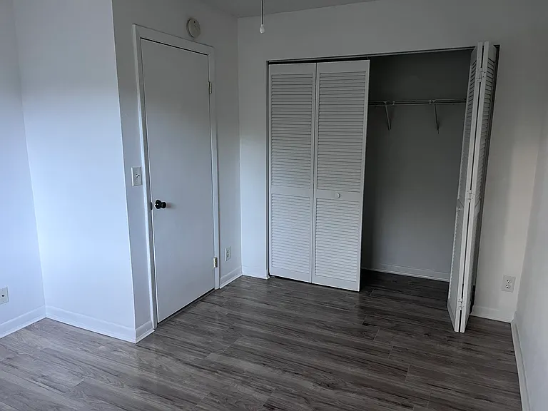 9777 Westview Dr #112 — Photo 34