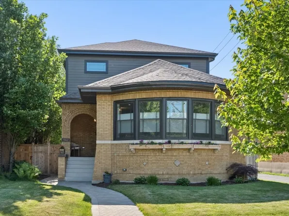 5942 N Kolmar Ave, Chicago, IL 60646