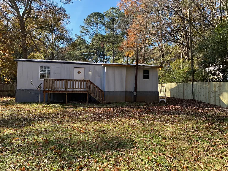20 Village Pl — Photo 21