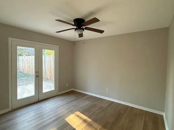 1690 Hofheinz St #A2, San Marcos, TX 78666