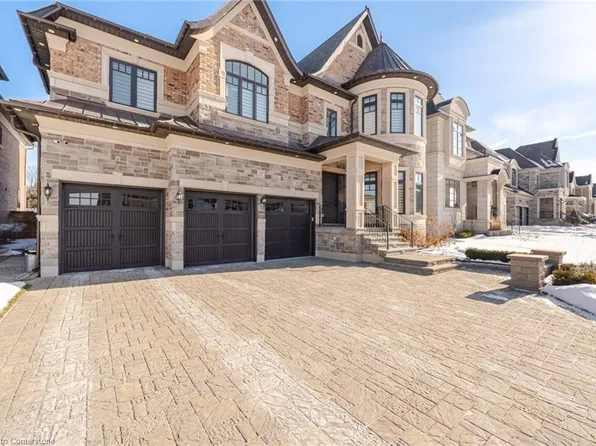 27 Endless Cir, Vaughan, ON L4H 4N6