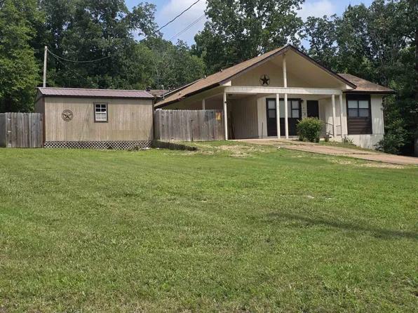 167 Cherokee Rd, Cherokee Village, AR 72529