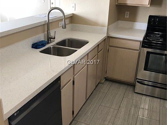 5th image of 1150 N Buffalo Dr APT 2018