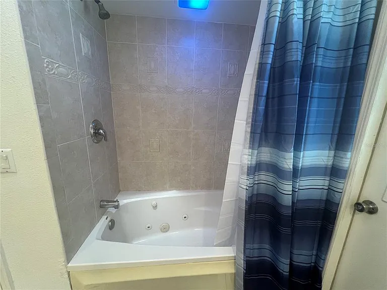 1314 Beacon Dr — Photo 19