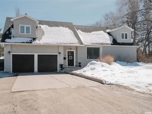 3119 Ortona STREET, Saskatoon, SK S7M 3R3