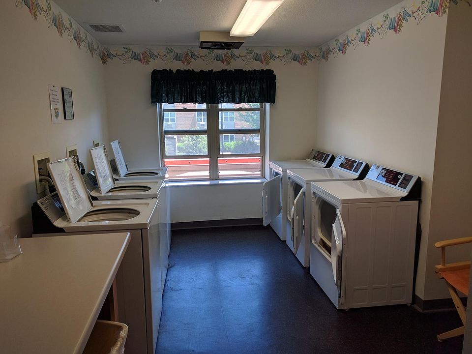 1225 7th St S 205, La Crosse, WI 54601 Zillow