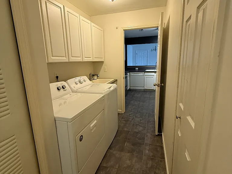 52179 Heatherstone Ave — Photo 29