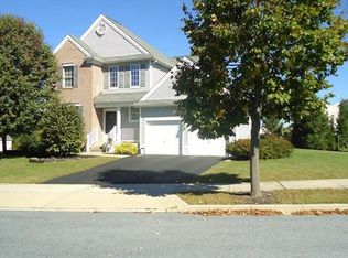 977 Lawrence Way, Allentown, PA 18104