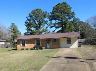 119 Janet St, Crystal Springs, MS 39059