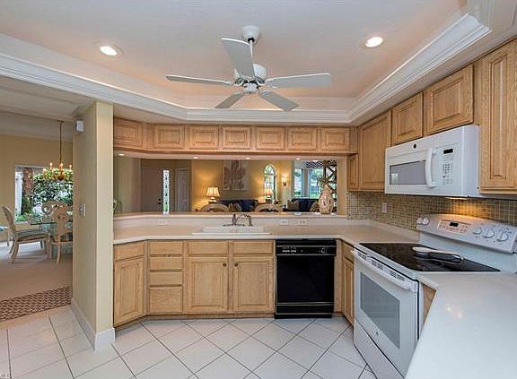 4th image of 8421 Abbington Cir #4-411