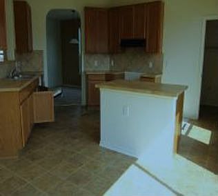 4th image of 8007 Verbank Villa Dr
