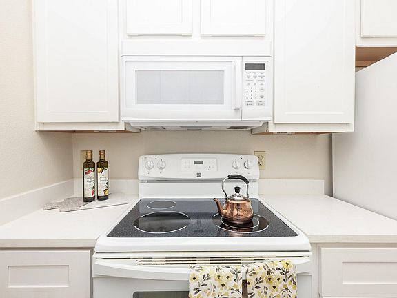 5th image of 10051 Westpark Dr APT 207