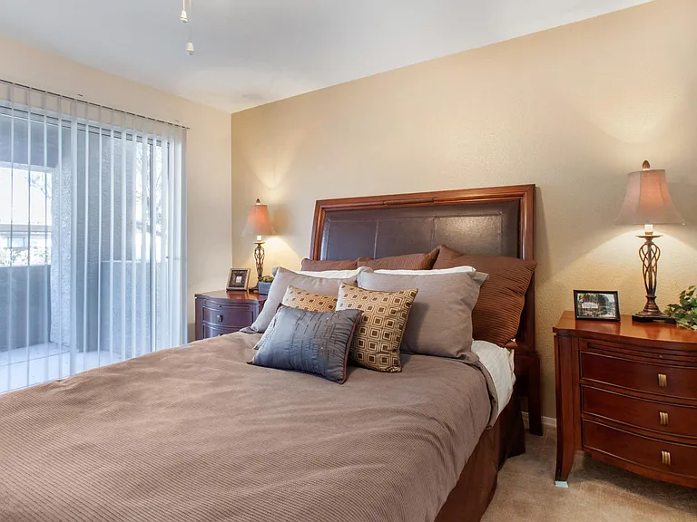 The Village at Lindsay Park Apartments — Photo 18