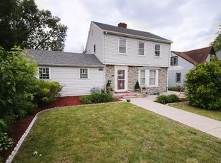1806 Upton Ave N, Minneapolis, MN 55411