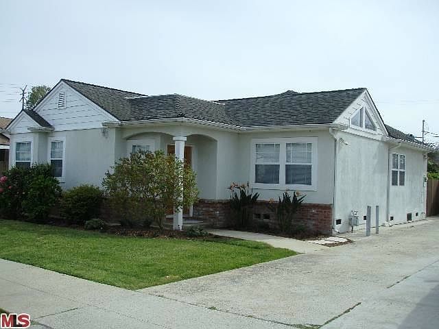 1st image of 2035 Colby Ave