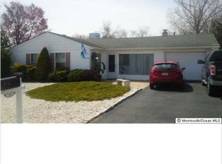 18 Hawkins Way, Waretown, NJ 08758