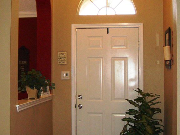 3rd image of 3307 Ashwood Ln