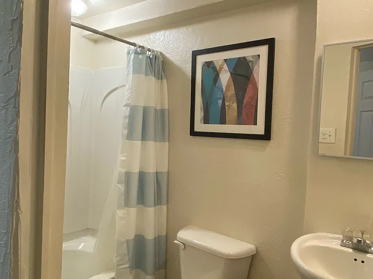 1701 Brownsville Rd #4 — Photo 9