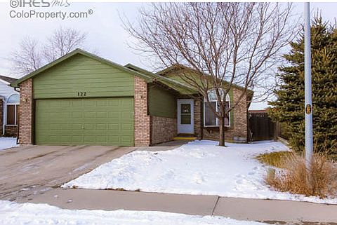 1st image of 122 Calabria Dr