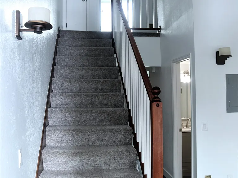 1001 W 77th Ave — Photo 16