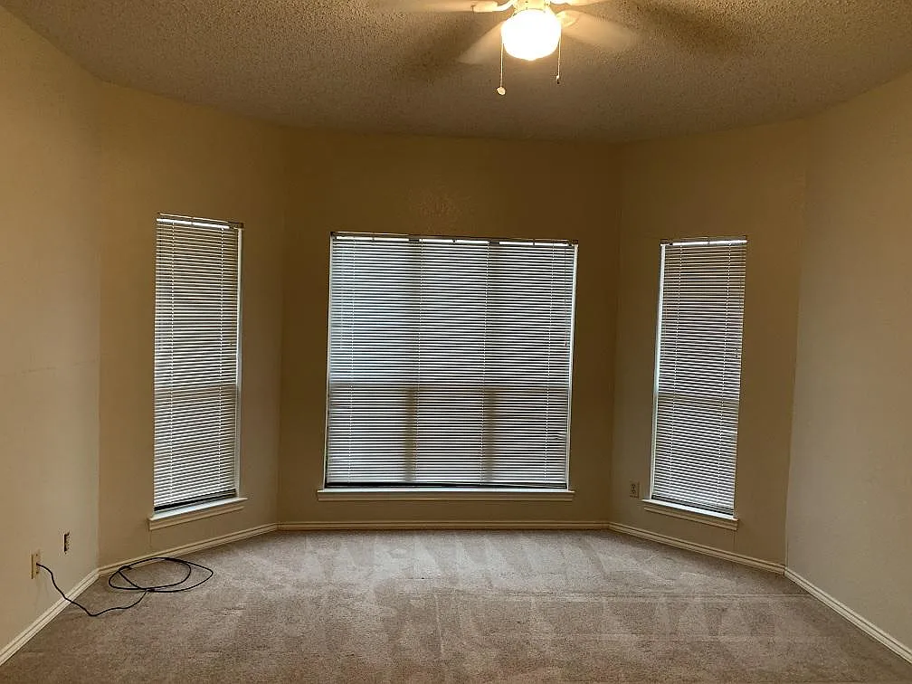 3 bed, 1572 sqft, $1,750 — Photo 2