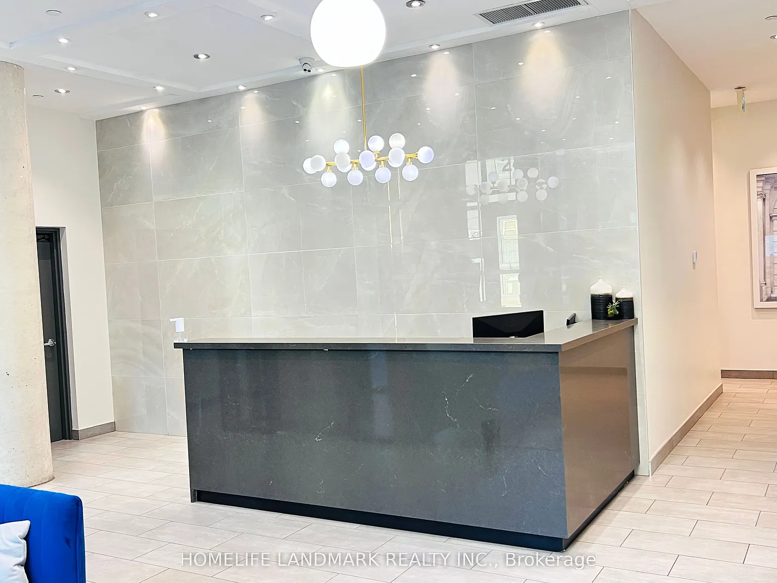 1 bed, $2,400 — Photo 4