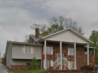 424 N Gospel St, Paoli, IN 47454