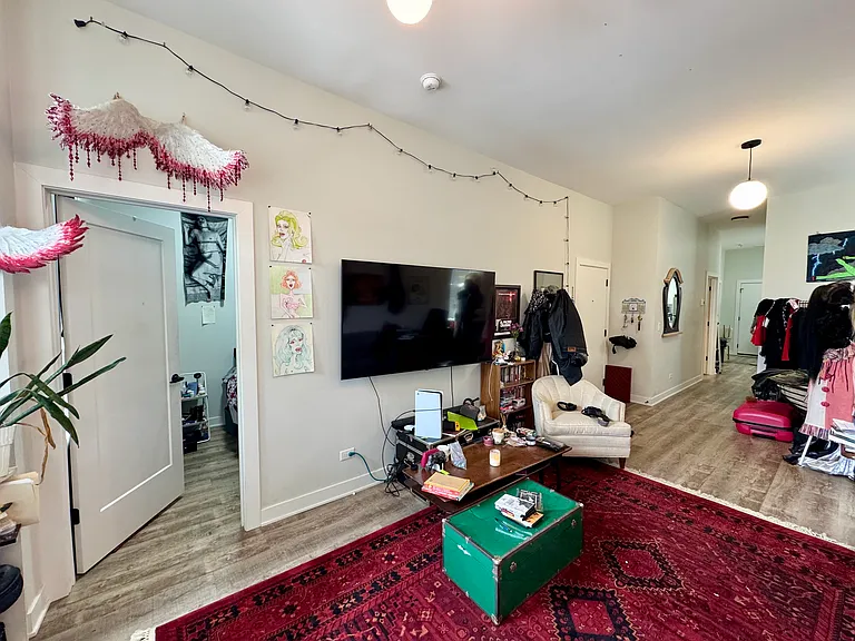 3203 W Armitage Ave #2F — Photo 19