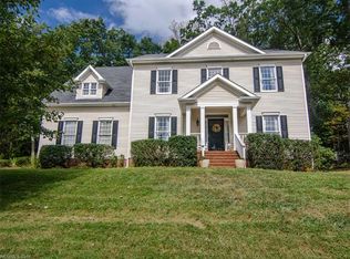 921 Woodvine Rd, Asheville, NC 28803