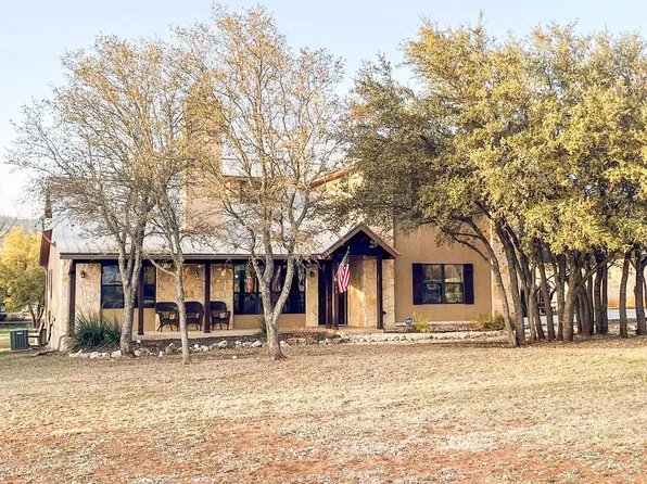 770 Tierra Linda Dr, Concan, TX 78838