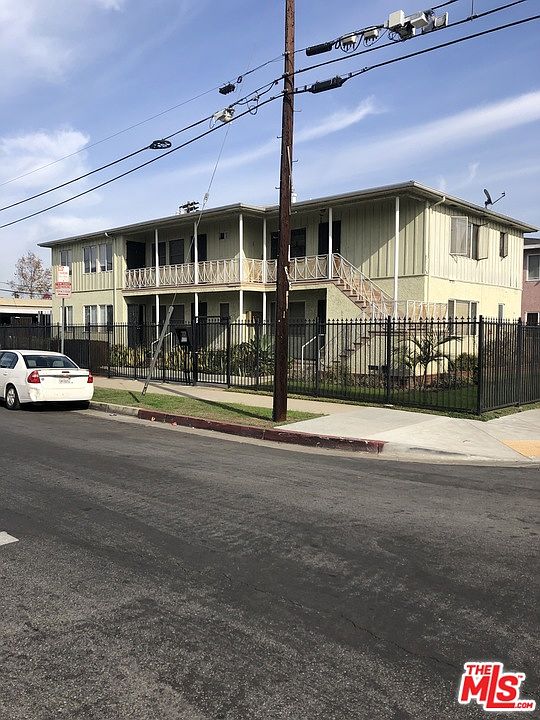 1st image of 1855 W 87th St