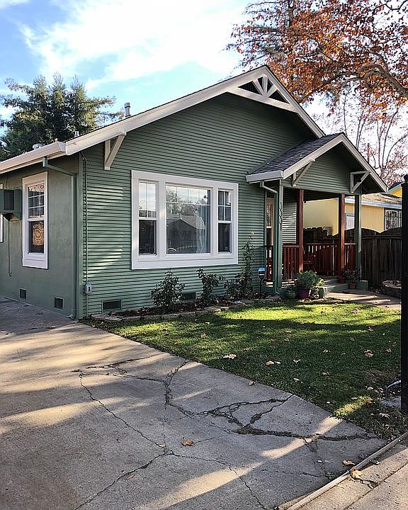 2nd image of 3531 Santa Cruz Way