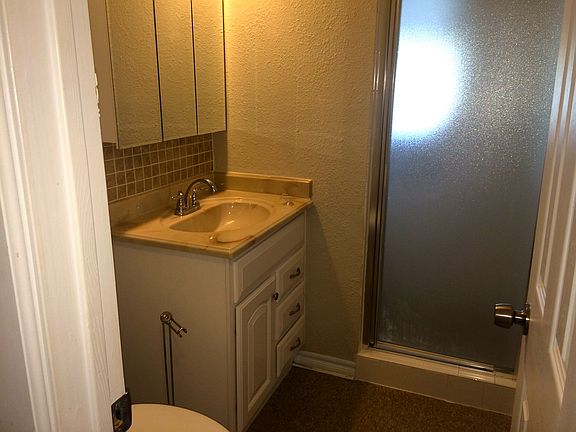 5th image of 2701 NE 19th St