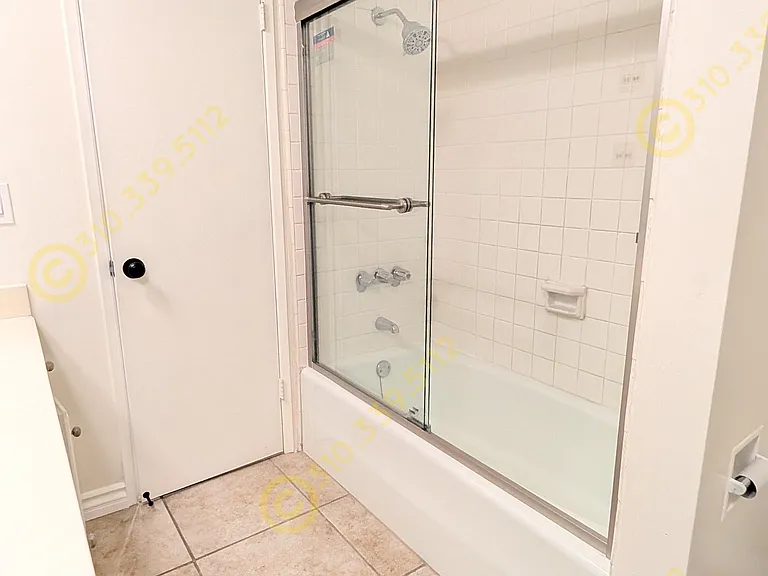 11940 Montana Ave #30-201 — Photo 24