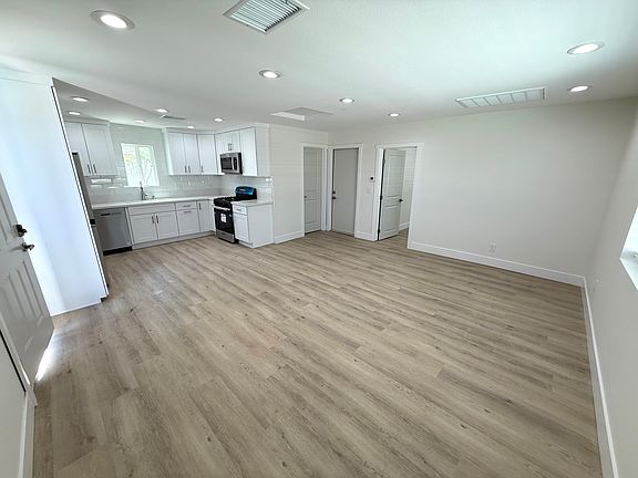 2nd image of 710 6th St #B