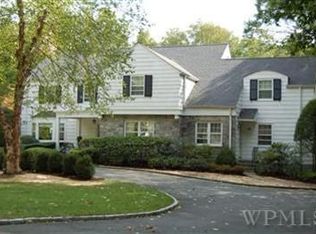 60 Woodlands Rd, Harrison, NY 10528