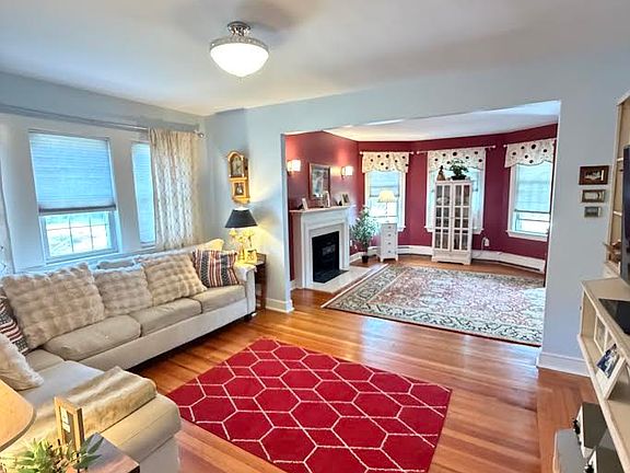 4th image of 27 Orvis Rd #1