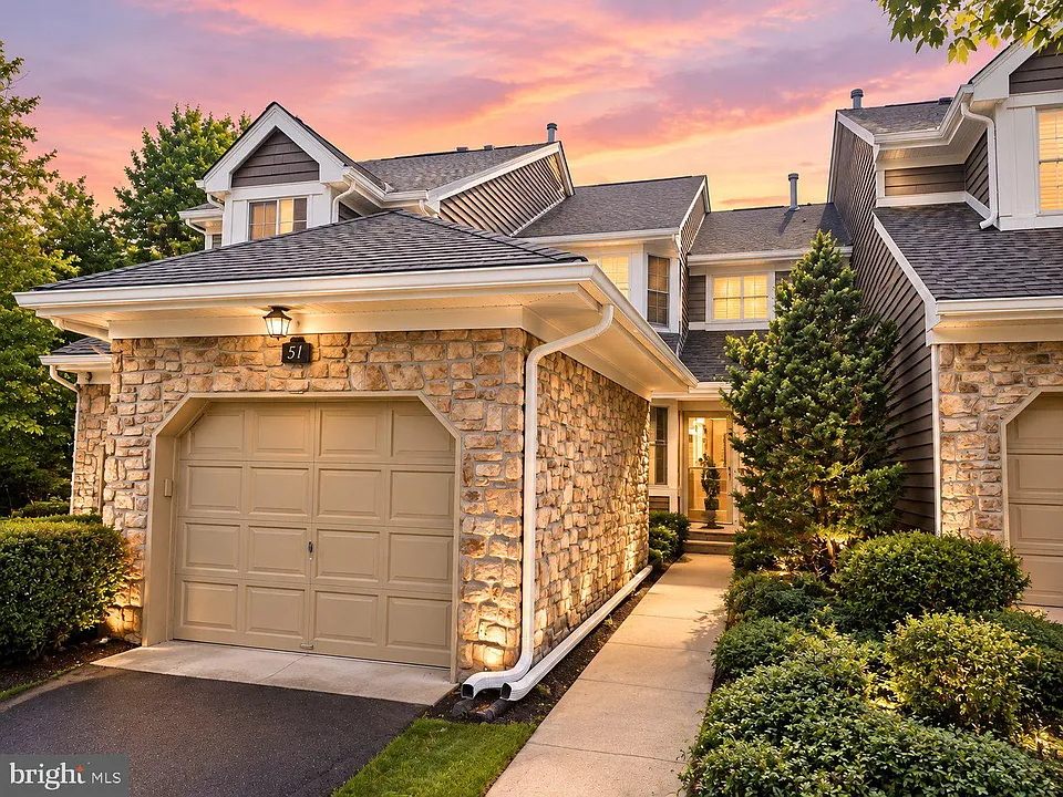 51 Briarwood Ct