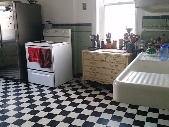 5th image of 2668 Nebraska Ave