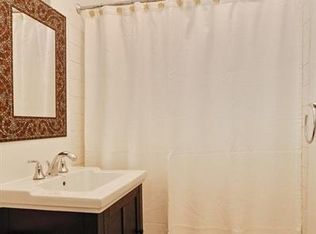 1931 N Howe St APT 2E, Chicago, IL 60614