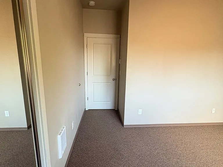 585 E 14th Ave #7 — Photo 28