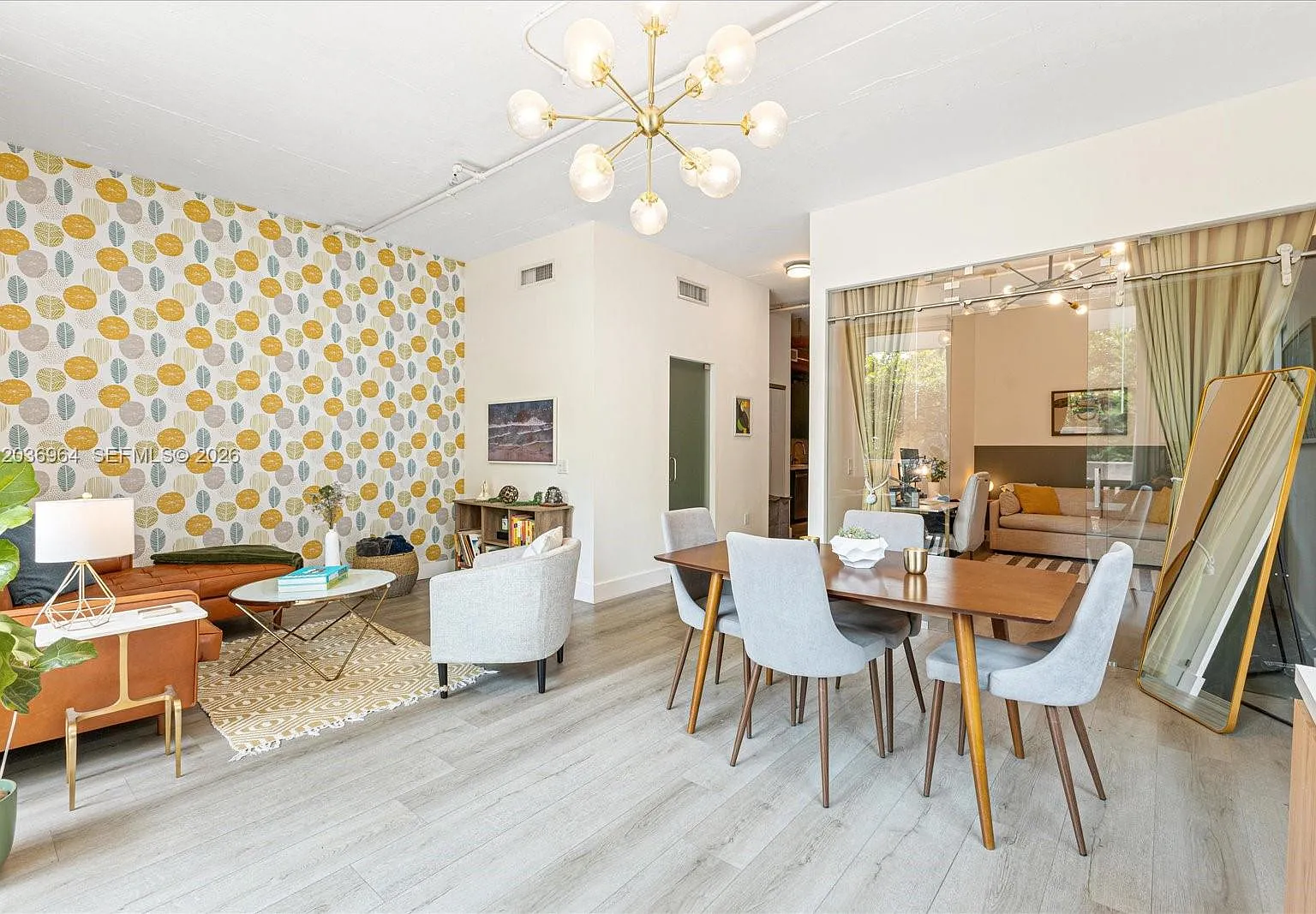 The Montclair Condo — Photo 4