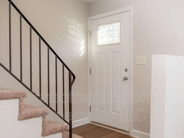 111 Becky Don Dr #19 — Photo 9