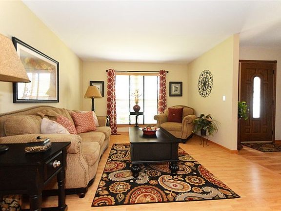 5th image of 2106 Brookshire Estates Ct