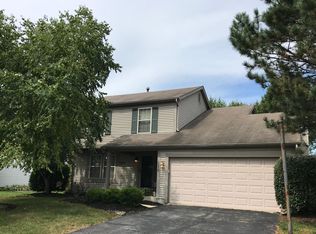 1376 Valley Dr, Marysville, OH 43040