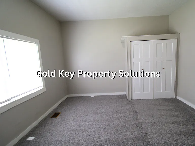 1712 S Mulberry St — Photo 10