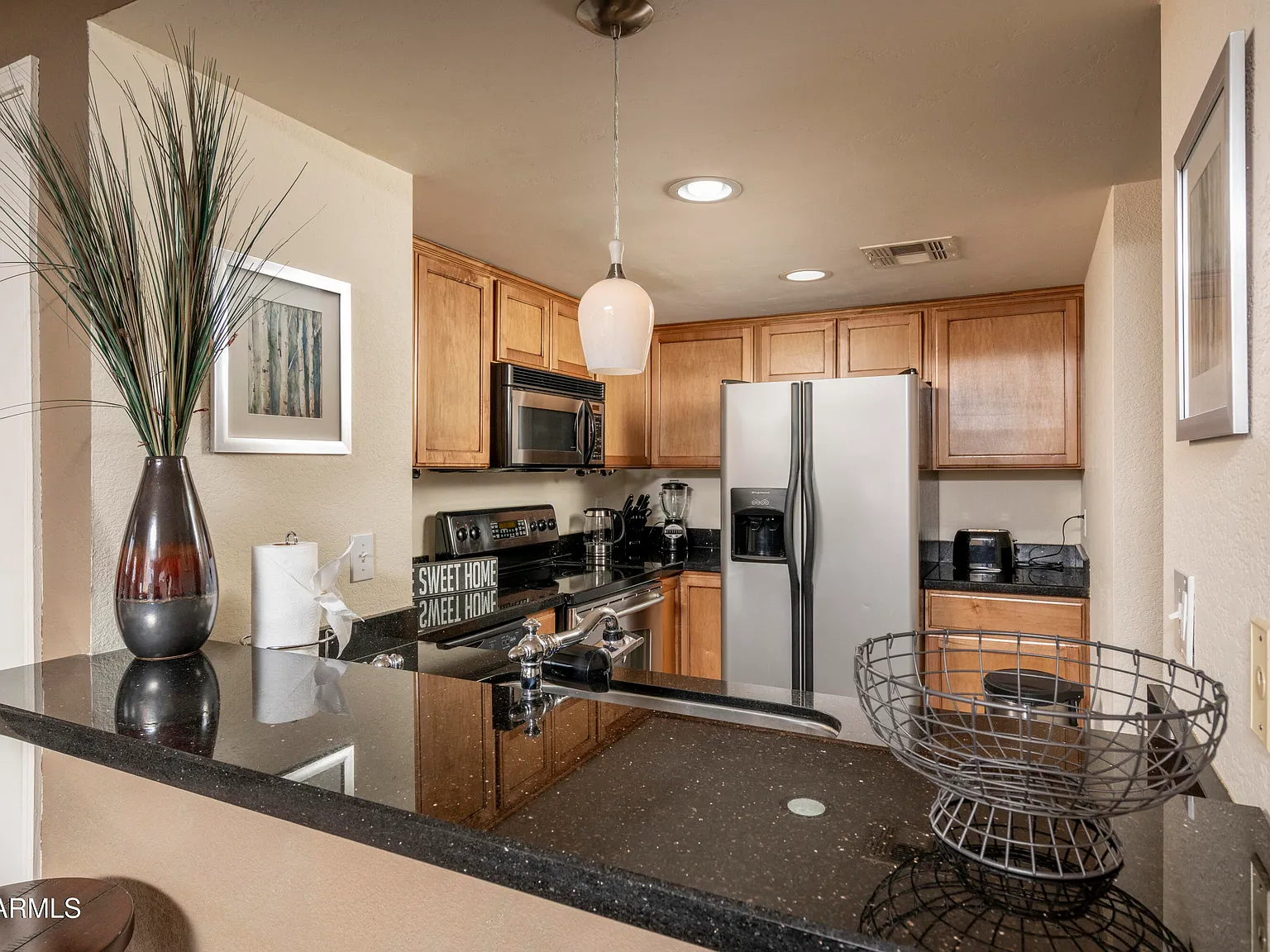 2 bed, 2.0 bath, 1059 sqft, $2,100 — Photo 4