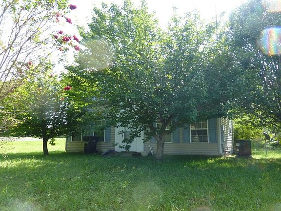 2nd image of 2538 Kenilworth Ln