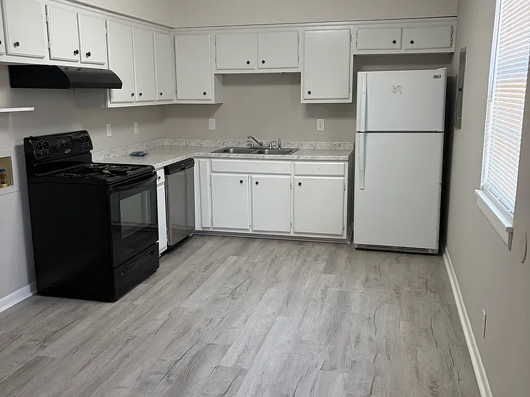 3328 White Pine Dr #3328 — Photo 3