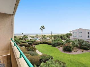 214 Butler Ave #205, Tybee Island, GA 31328
